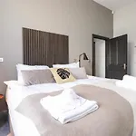 The Mary Maude Stone Cross Mansion Appartement *