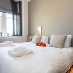 The Mary Maude Stone Cross Mansion Appartement *
