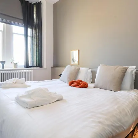 The Mary Maude Stone Cross Mansion Appartement *