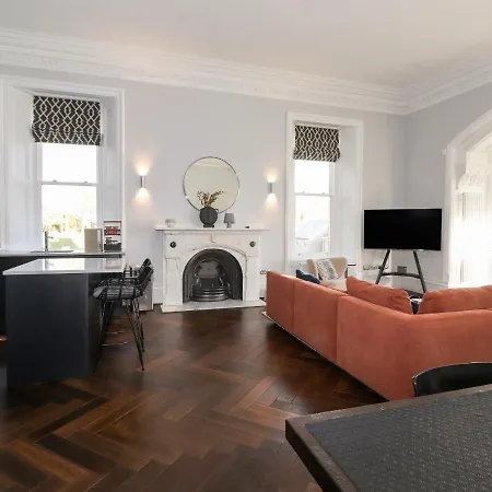 The Mary Maude Stone Cross Mansion Apartment Ulverston